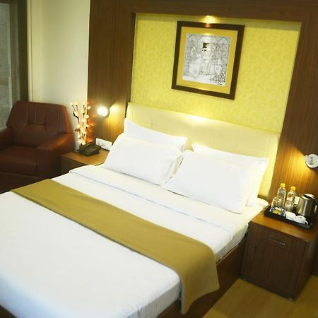 Hotel Arunachala Tiruvannamalai Bilik gambar