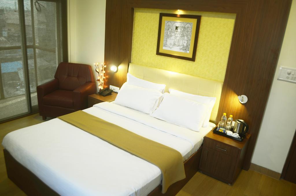 Hotel Arunachala Tiruvannamalai Bilik gambar