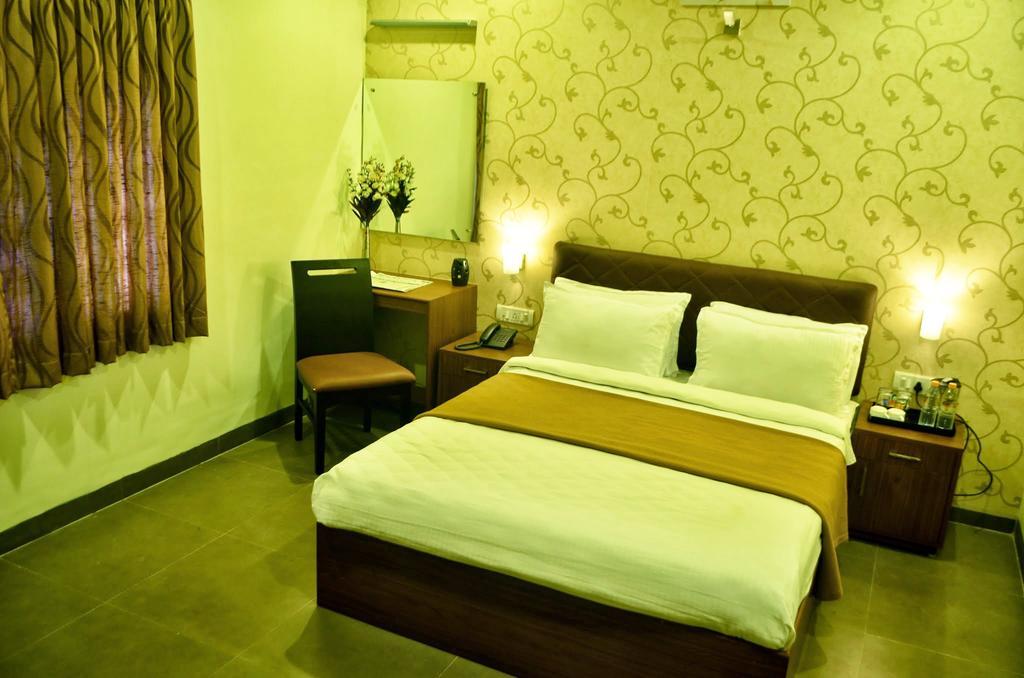 Hotel Arunachala Tiruvannamalai Bilik gambar