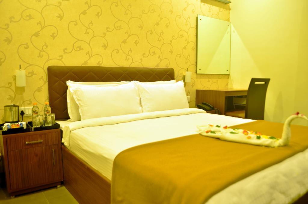 Hotel Arunachala Tiruvannamalai Bilik gambar